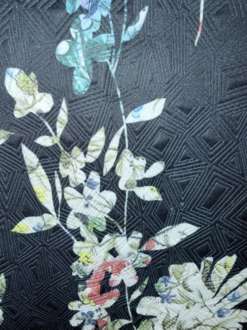 Mario Serrani Navy Floral Pencil Skirt with Multicolor Blooms 💝 - Picture 2 of 4